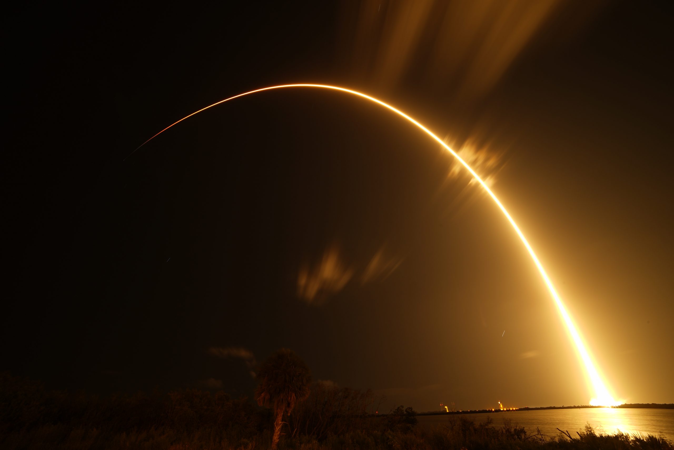 Falcon 9 Starlink - Long Exposure