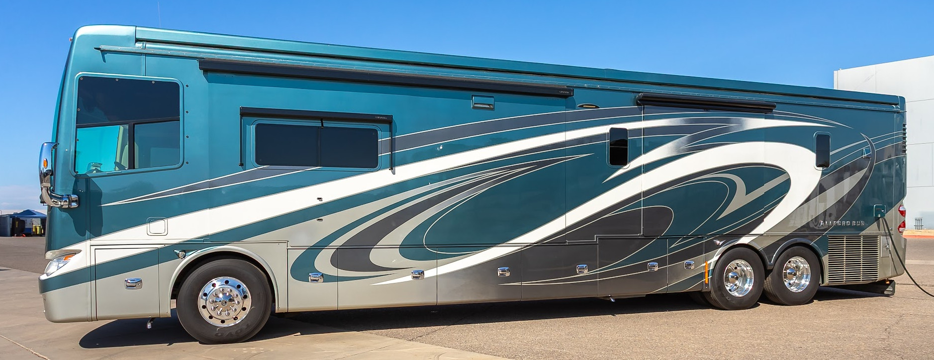 2018 Tiffin Allegro Bus 45OPP in Smokey Teal